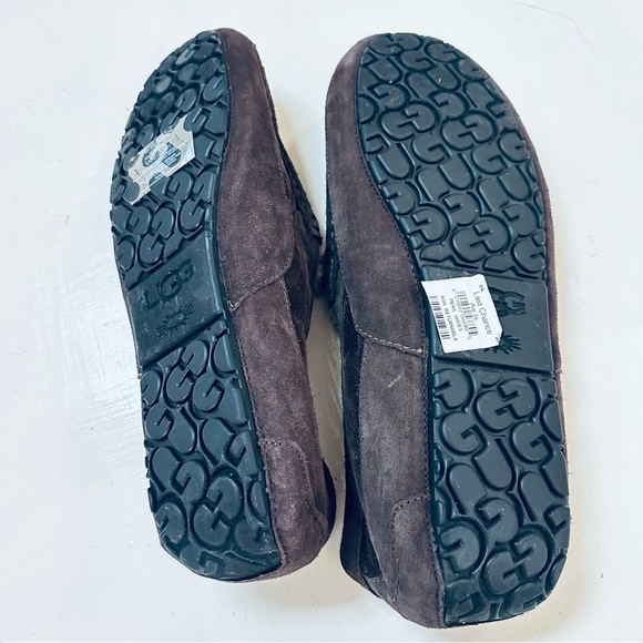 NWOT/B Ugg Men's Ascot Slipper , Dark Brown Suede corduroy, Size US 18 - Picture 9 of 11